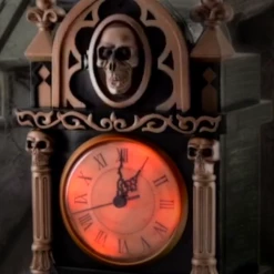 Seasons Halloween Props/Decoration Animated Motion Activated Haunted Pop Out Raven Antique Clock Halloween Prop