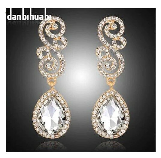 AliExpress Ethnic Vintage Long Fashion African Crystal Rhinestone Statement Drop Earrings 2 AliExpress Ethnic Vintage Long Fashion African Crystal Rhinestone Statement Drop Earrings