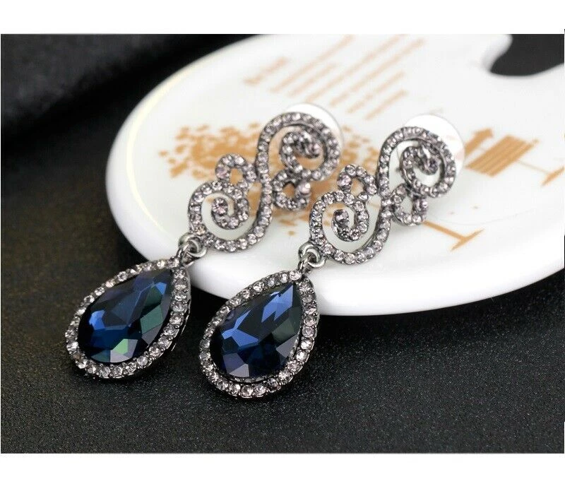 AliExpress Ethnic Vintage Long Fashion African Crystal Rhinestone Statement Drop Earrings 5 AliExpress Ethnic Vintage Long Fashion African Crystal Rhinestone Statement Drop Earrings