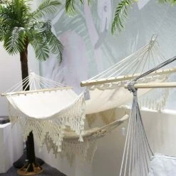 MALMAR Home & Garden New 2m X 1m White Hammock With End To End Wooden Rods And Macrame Fringe Weight