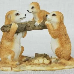 MALMAR Meerkat Family With Baby On Log Ornament Figurine Statue Sculpture Garden Décor
