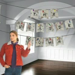 Amscan Licensed Netflix Stranger Things Banner Customisable Personalise 32 Pieces