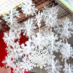 FB Market Place Pack Of 30 White Snowflakes Icle Decorations Christmas Tree Decorations 11cm Diameter Christmas Decorations