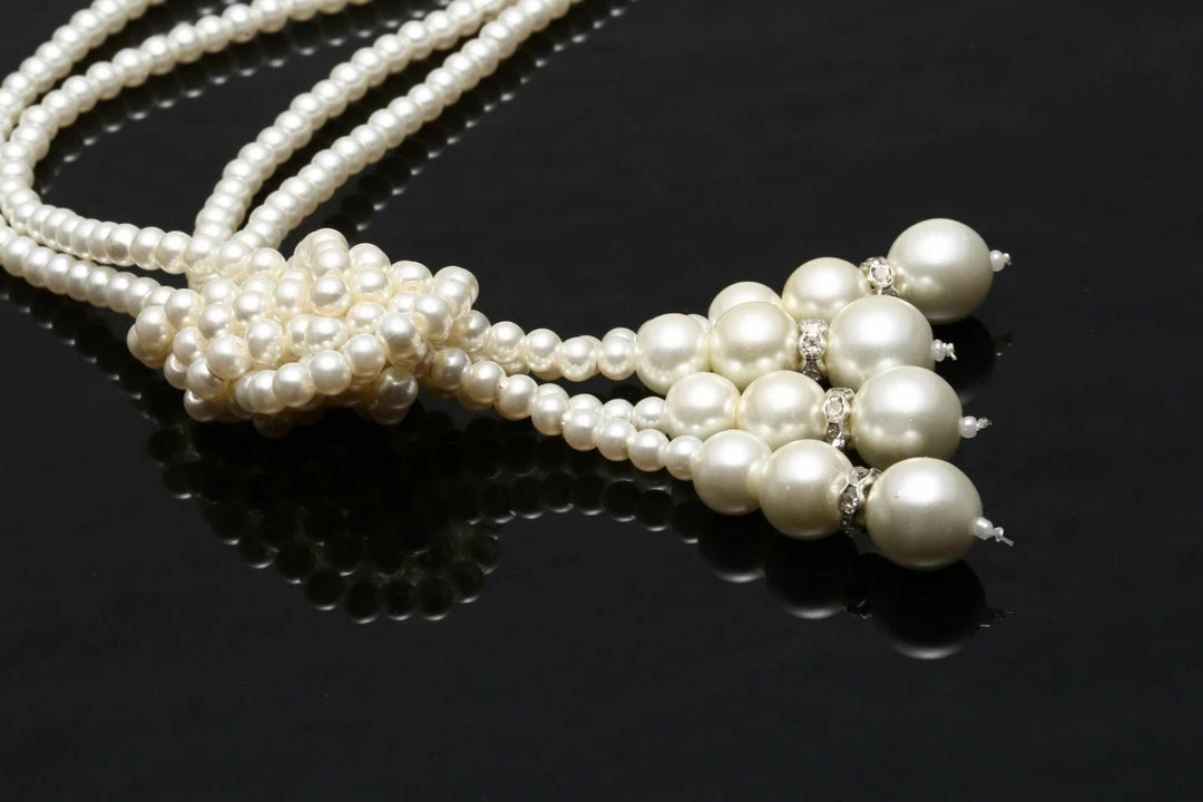 Crazy Crazy & More Crazy Deals Flapper Gatsby 1920s Vintage Antique Faux Pearl Knot Necklace